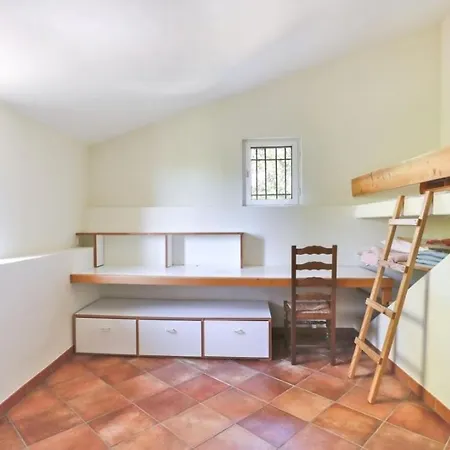 Le Presbytere * Revest-Saint-Martin