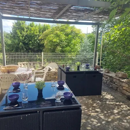 Nyaraló Le Presbytere *